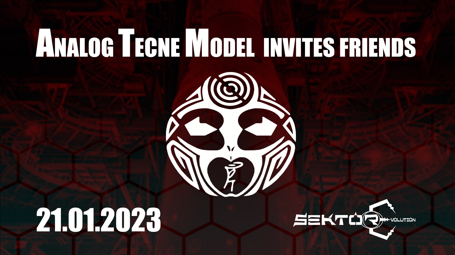 Analog Tecne Model invites friends